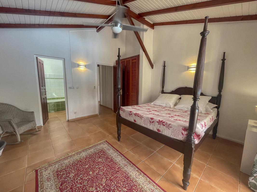 26.Location villa piscine sainte anne guadeloupe_Chambre 1